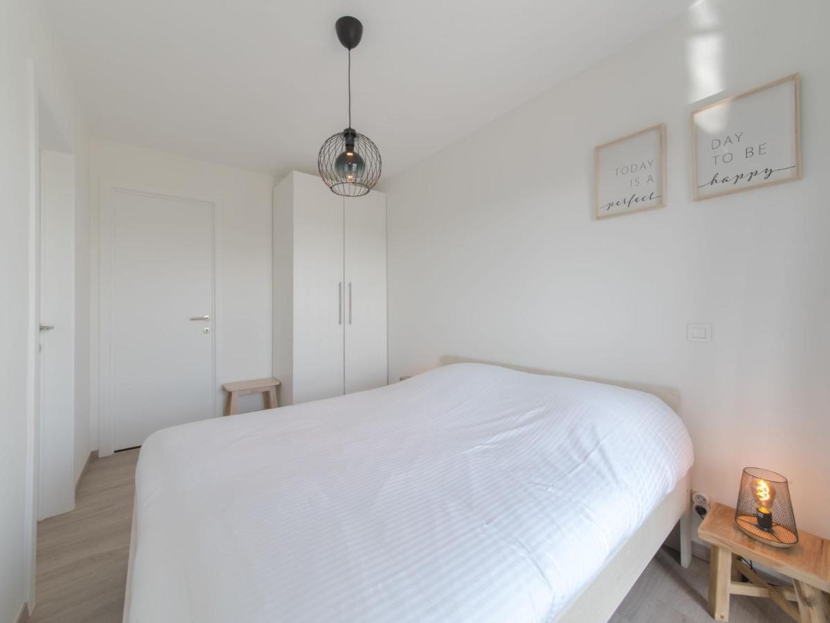 Apartment Railway To The Beach By Interhome Blankenberge Bagian luar foto