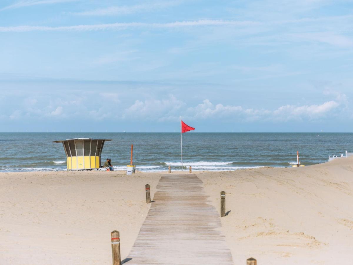 Apartment Railway To The Beach By Interhome Blankenberge Bagian luar foto